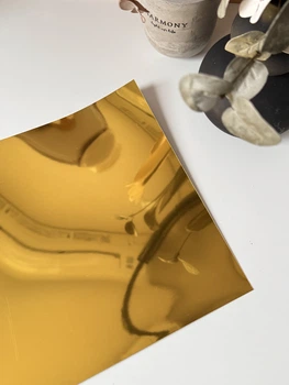 Термотрансферная пленка для термопереноса зеркальная Золотая Siser Metallic 10*25 см