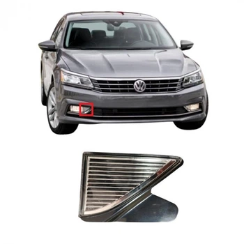 Отражатель, катафот переднего бампера Volkswagen Passat B8 (NMS) USA 2015-18 правый 561-941-778-C