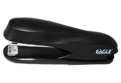 Степлер метал + пластик скоба №24/6‚ №26/6‚ мощность 20 листов Eagle S7102