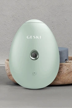 Электронный освежитель для увлажнения лица GESKE Facial Hydration Refresher 4в1 green