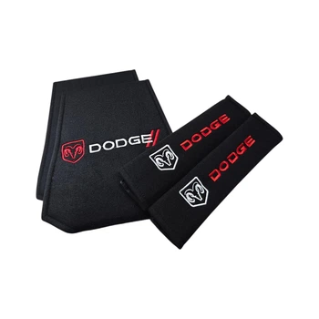 Комплект чехлов на подголовник и ремень безопасности Dodge