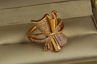 Кільце Xuping Jewelry Скомканий аркуш р 18 золотисте