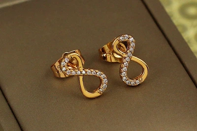 Серьги гвоздики Xuping Jewelry восьмерки 1,2 см золотистые