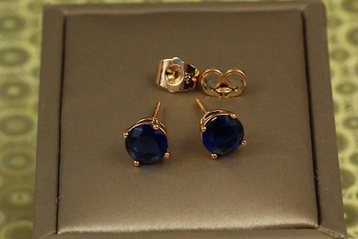 Серьги гвоздики Xuping Jewelry с синим камнем на четыре крепления 7 мм золотистые