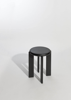 Дизайнерский стульчик из массива дуба OEN black