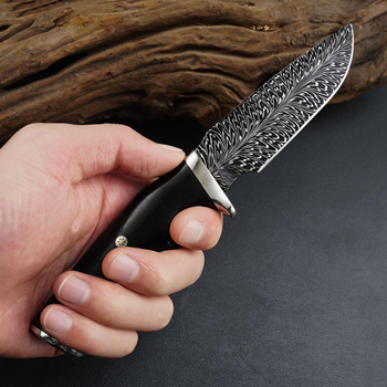 Преміум ніж HX Outdoors Feather Pattern Handmade Knife Damascuss