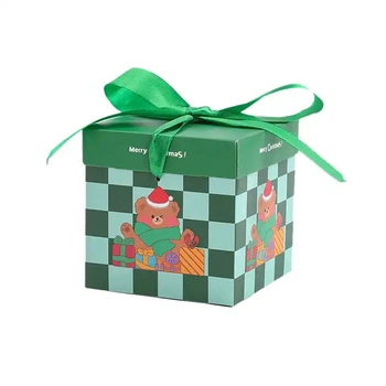 Коробка новорічна картонна "Merry Christmas" Stenson WW02721 подарункова 10х10см Зелений