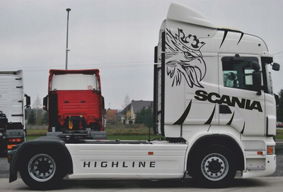 Наклейка на Авто / Грузовики / Фуры / Стекло / Кузов " Scania Грифон на бока - ТИП2 " 2 шт черный цвет