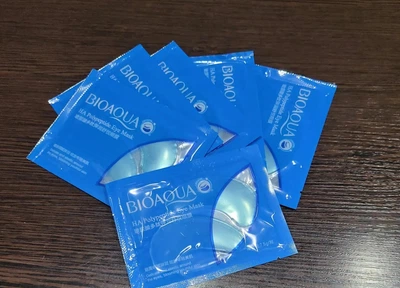 Патчі під очі Bioaqua з гіалуроновою кислотою 1пара(голубі)