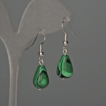 Серьги из малахита капля 10×15 мм, длина 35 мм, ida81854