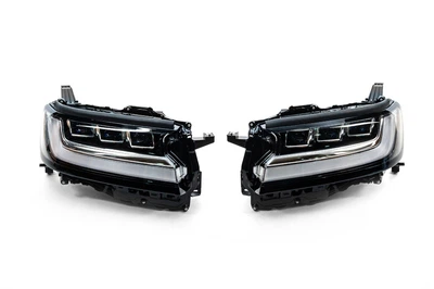 Передні фари для Toyota Land Cruiser 300 2021- рр