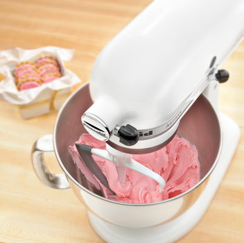 Насадка-лопатка KitchenAid 5KFE5T для чаші 4.8/4.7/4.3/3 л з гнучким ребром біла