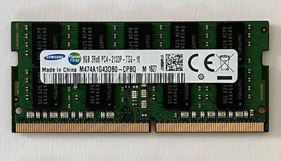 Оперативна пам'ять для ноутбука Samsung DDR4 8GB 2133MHz SO-DIMM 2Rx8 PC4-2133P БВ (M474A1G43DB0-CPBQ)