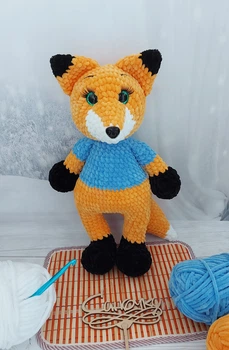 М'яка іграшка handmade Лисичка 39 см в'язана гачком амігурумі