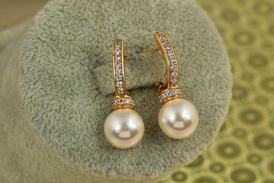 Серьги Xuping Jewelry молодость с жемчугом 2,7 см золотистые