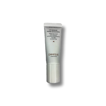 Сонцезахисний крем Danique UV Defense Tinted Sunscreen SPF50+++ 7ml