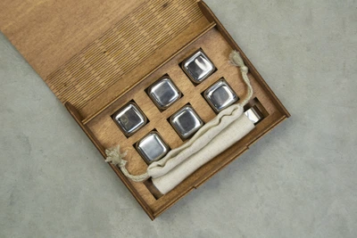 Кубики для віскі Moltis Relax Whiskey Stones Original Wood 6шт з металу срібному кольорі (MBS-10501) 10087