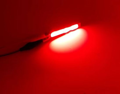 Яскрава світлодіодна COB панель 60х8мм 3W 3-3,7v червоний 620нм