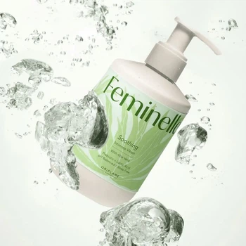 Заспокійливий гель для інтимної гігієни Feminelle з алое вера, oriflame 300мл