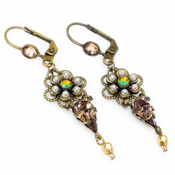 Серьги-подвески Michal Negrin "Винтажное очарование" с кристаллами и жемчужинами Swarovski