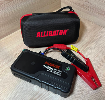 Пусковое устройство Alligator Jump Starter 300A/600A 16000mAh JS841 с функцией Power Bank