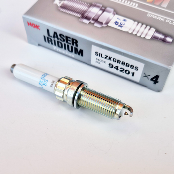 Свеча иридиевая 2.0/3.0 BMW Iridium NGK (94201, SILZKGR8B8S, 0040552, 12120041666, 12120040551)