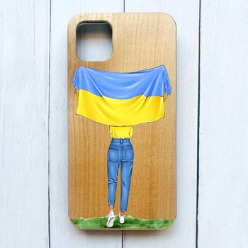 Деревянный чехол на iPhone 11 Pro Max :: Девушка с флагом (принт 263)