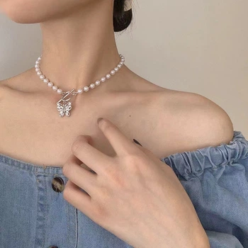 Колье женское с кулоном Бабочка 14753 40 см белое 4993052
