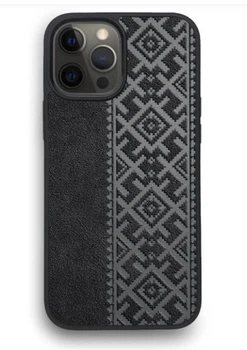 Чехол из премиальной Алькантары для iPhone 15 Pro Вишиванка черный