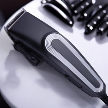 Машинка для стрижки волос Maestro MR-653SS Black 7Вт