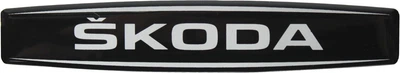 Наклейка с надписью Skoda (черный фон) (силикон) 12х2,2 (71-16)