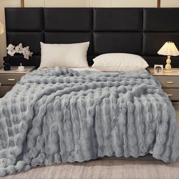 Плед-покрывало Кролик L&M Home Textiles Светло-серый евро 200х240