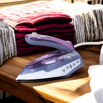 Праска Maestro MR-317Т Purple з керамічним покриттям 1100 Вт
