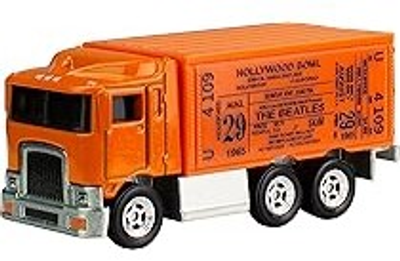 Машинка Hot Wheels Pop Culture The Beatles Hiway Hauler 1:64 (194735205257)