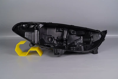 Корпус фари Ford Fusion LED (2012-2016) дорест правий Lemarix (B15-2176-2)