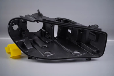 Корпус фари BMW X5 F15 Xenon (2013-2018) правий Lemarix (B06-0777-2)