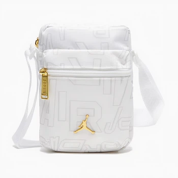 Сумка через плечо Jordan Monogram в белом цвете.