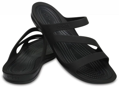 Женские шлепанцы Crocs Swiftwater Sandal 38 (EU 38-39) черный 203998