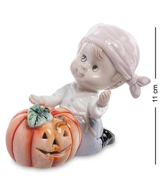 Статуэтка фарфоровая Pavone Мальчик с тыквой Halloween 11 см 1102746