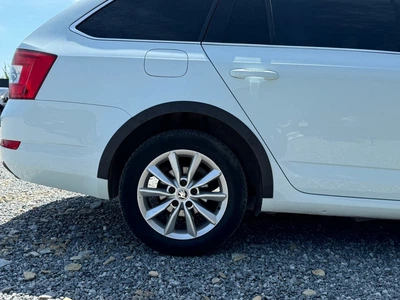 Набір накладок на арки для Skoda Octavia III A7 (2013-2016) - 4 шт., чорні, ABS