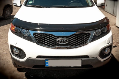 Дефлектор капота для Kia Sorento XM (2009-2012) EuroCap