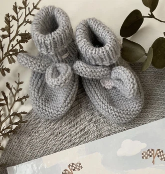 Дитячі в'язані пінетки 12-18 місяців сірі HeyBaby