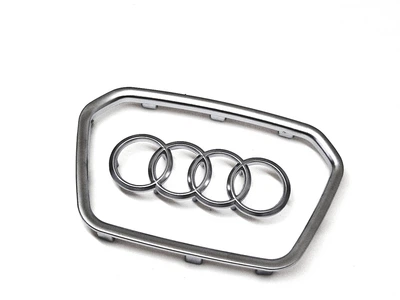 Емблема Audi в кермо логотип шильдик 9см Q3 Q5 Q7 Q8