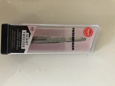 Пинцет Tweezerman Studio Collection для точной коррекции бровей нержавеющая сталь 1274-ERLLT