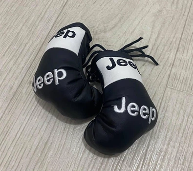 Брелок боксерские перчатки на зеркало заднего вида JEEP