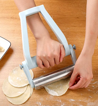 Скалка для розкачування тіста однією рукою