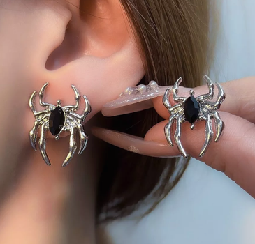 Серьги Fashion Jewerly ПАУКИ 2 шт с черным камнем бижутерия в готическом стиле Y2K серебристые (SVS)