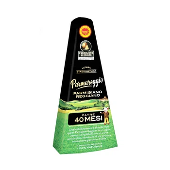 Сир Пармезан кусковий Parmigiano Reggiano Parmareggio 40 mesi Парміжіано Режіано 40 місяців витримка Трикутник 200г