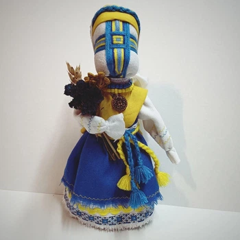 Українська лялька мотанка на підставці Prezent Вишиванка в серці колір синій 20 см