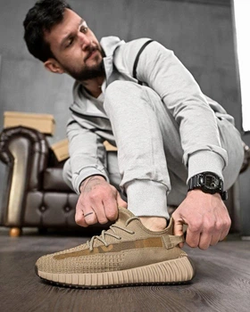 Стильные мужские кроссовки Yeezy 44р коричневые (13768)